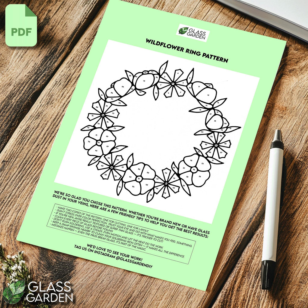 Red & Blue Windflower Wreath Stained Glass Pattern – Printable Floral Ring Design (PDF)